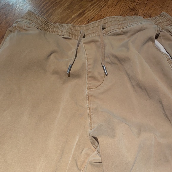 Men’s Hollister Khaki Joggers Size Small - Picture 2 of 4